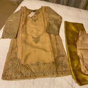 New beautiful 3 piece fancy party indian pakistani